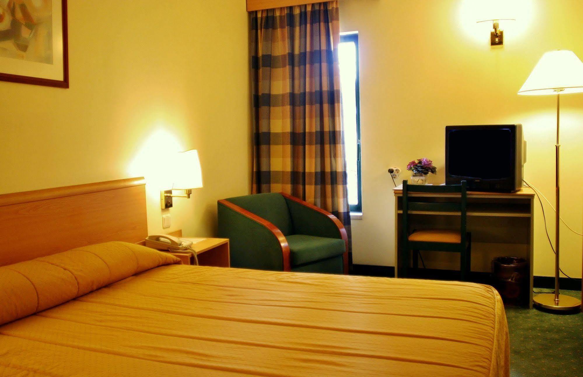 Flag Guimaraes-fafe Hotel